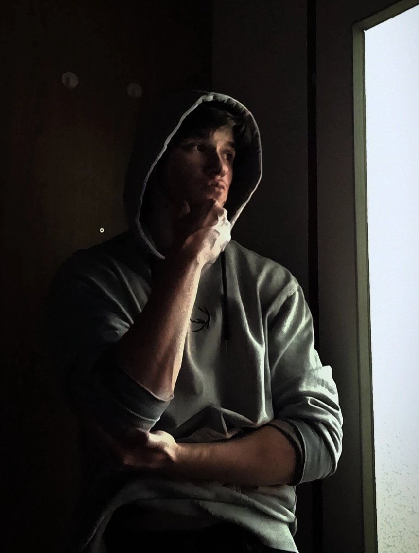 Photo of Roman Šeps posing.
