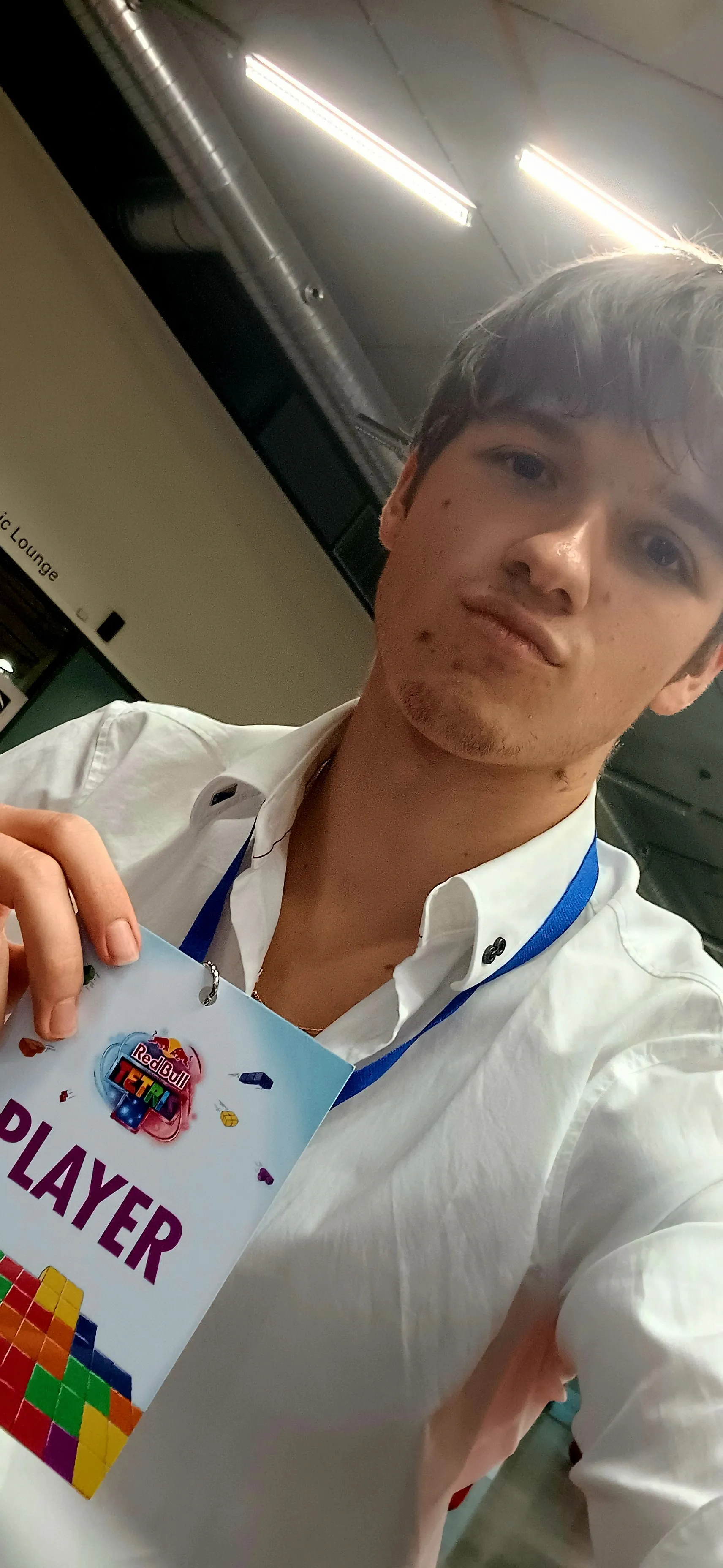 Photo of Roman Šeps as a competitor in a RedBull Tetris tournament